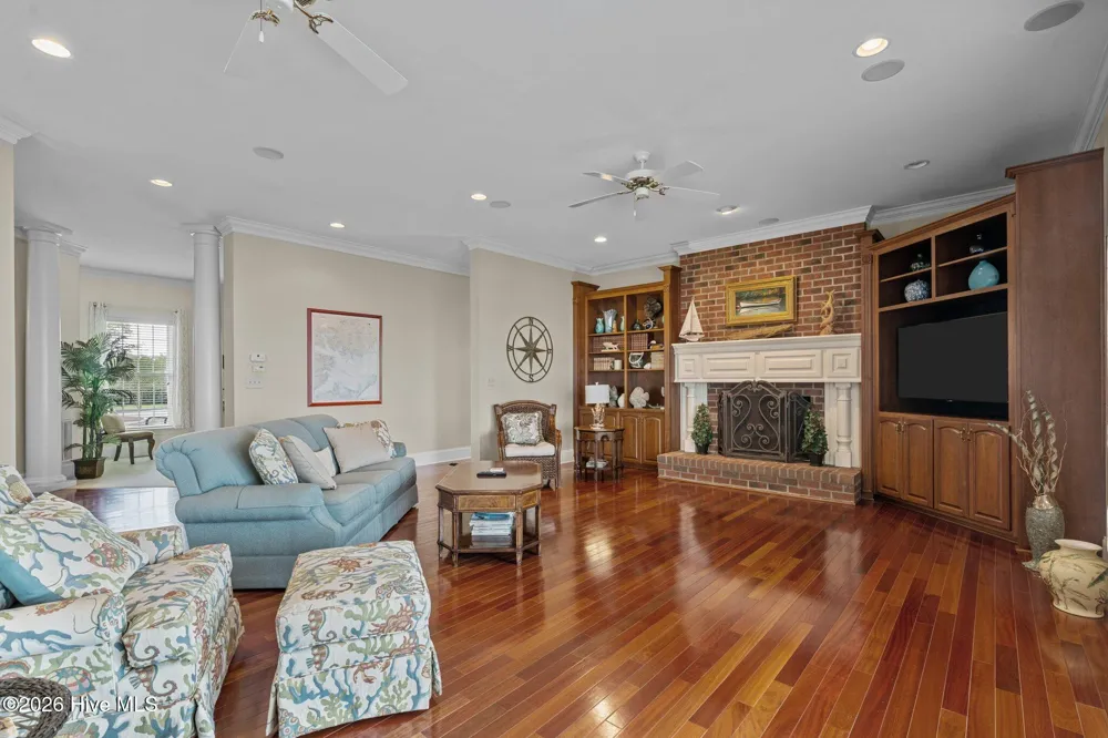 220 Pungo Shores Drive Belhaven, NC 27810