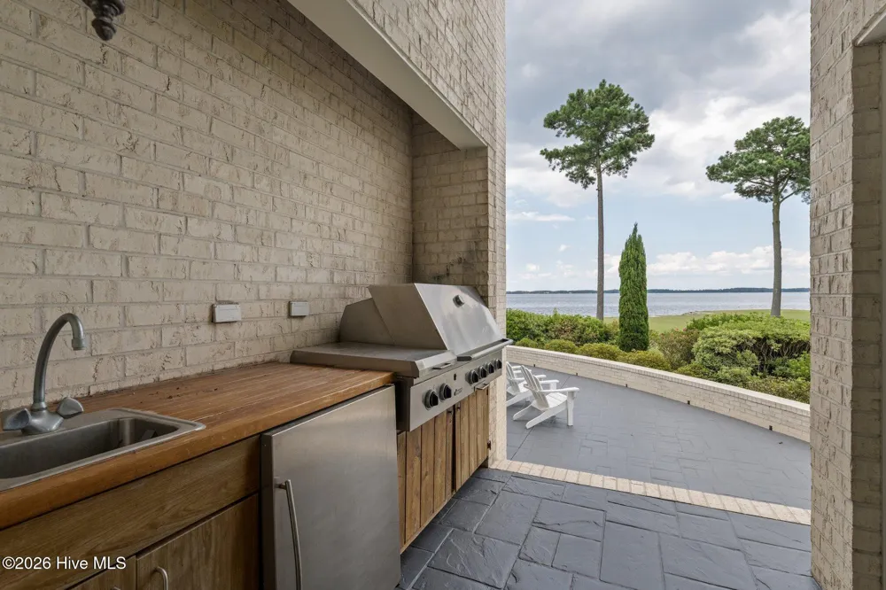 220 Pungo Shores Drive Belhaven, NC 27810