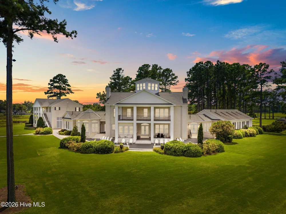220 Pungo Shores Drive Belhaven, NC 27810