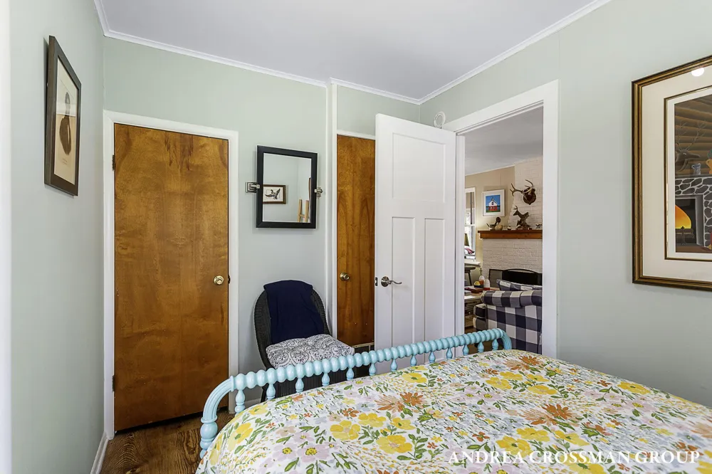 658 Allegan Street Saugatuck, MI 49453