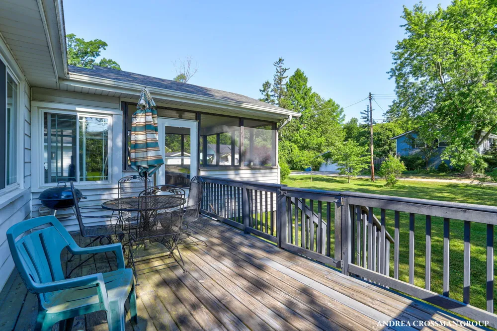 658 Allegan Street Saugatuck, MI 49453