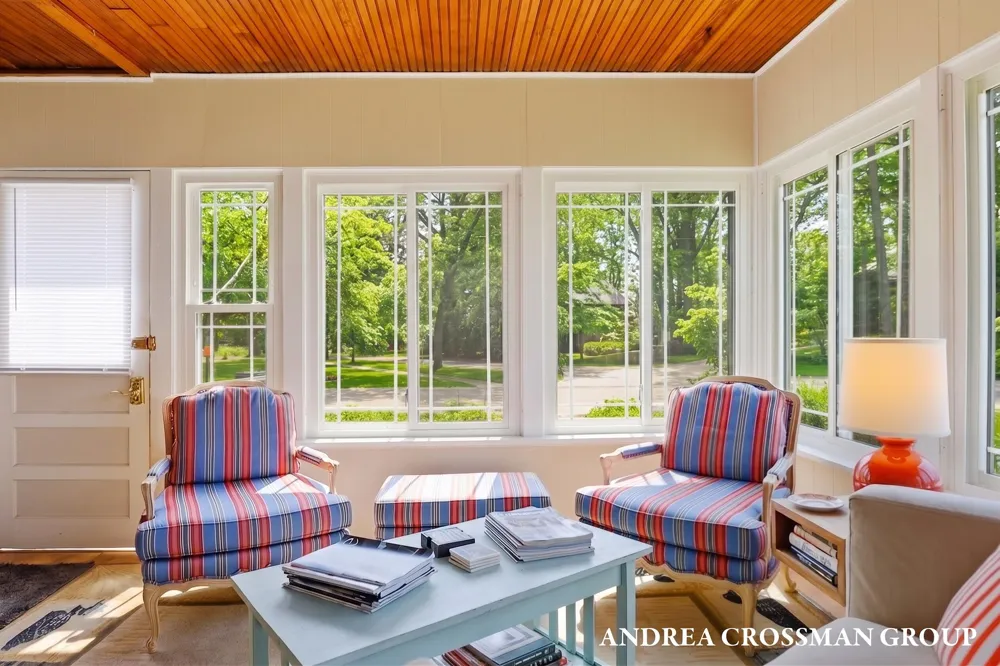 658 Allegan Street Saugatuck, MI 49453