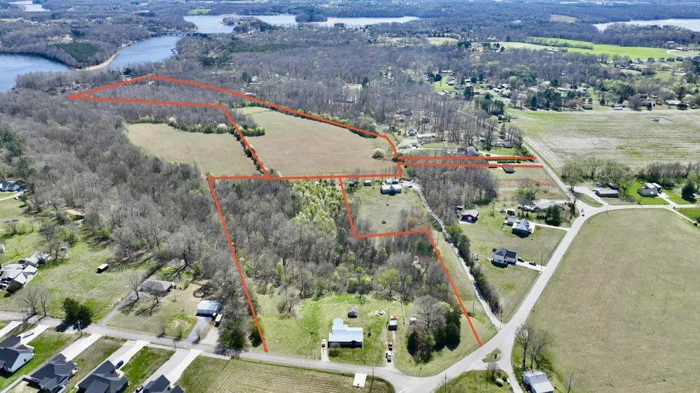 28 Old Eastbrook Road Estill Springs, TN 37330