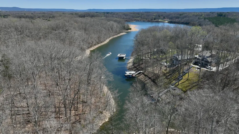 28 Old Eastbrook Road Estill Springs, TN 37330