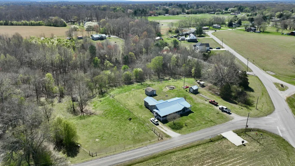 28 Old Eastbrook Road Estill Springs, TN 37330