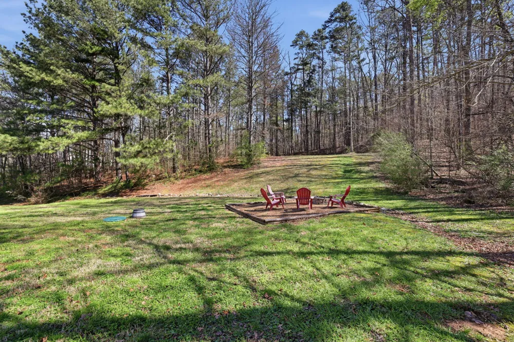 317 Middle View Drive Ringgold, GA 30736