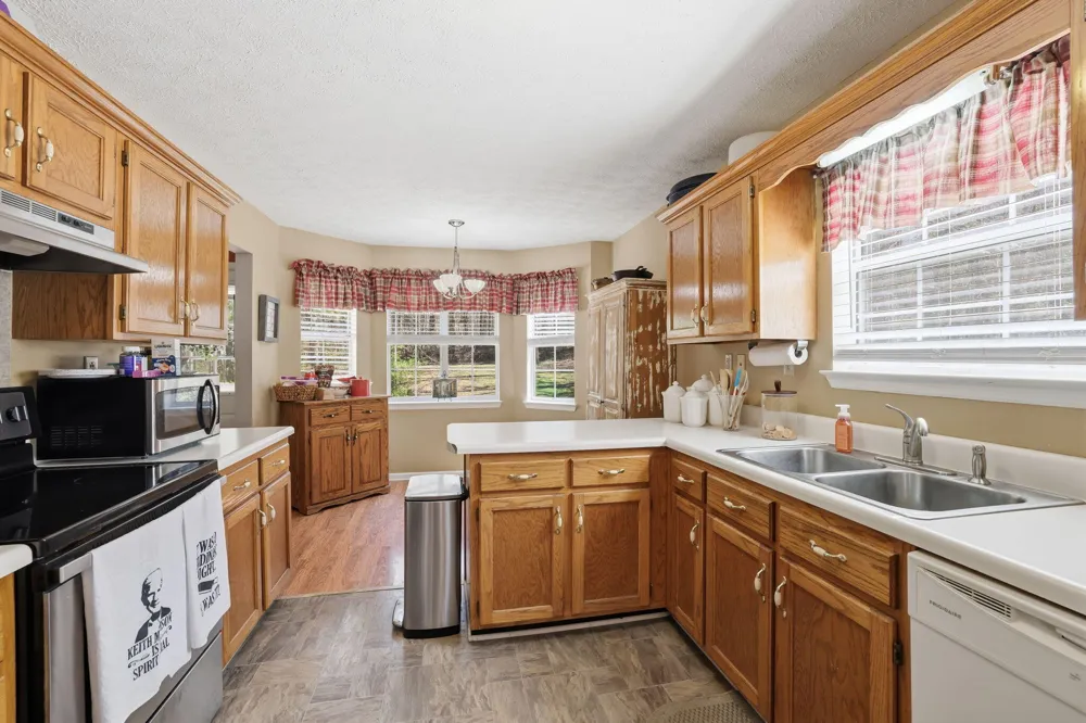 317 Middle View Drive Ringgold, GA 30736