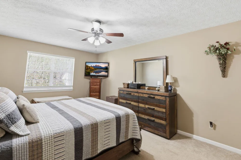 317 Middle View Drive Ringgold, GA 30736