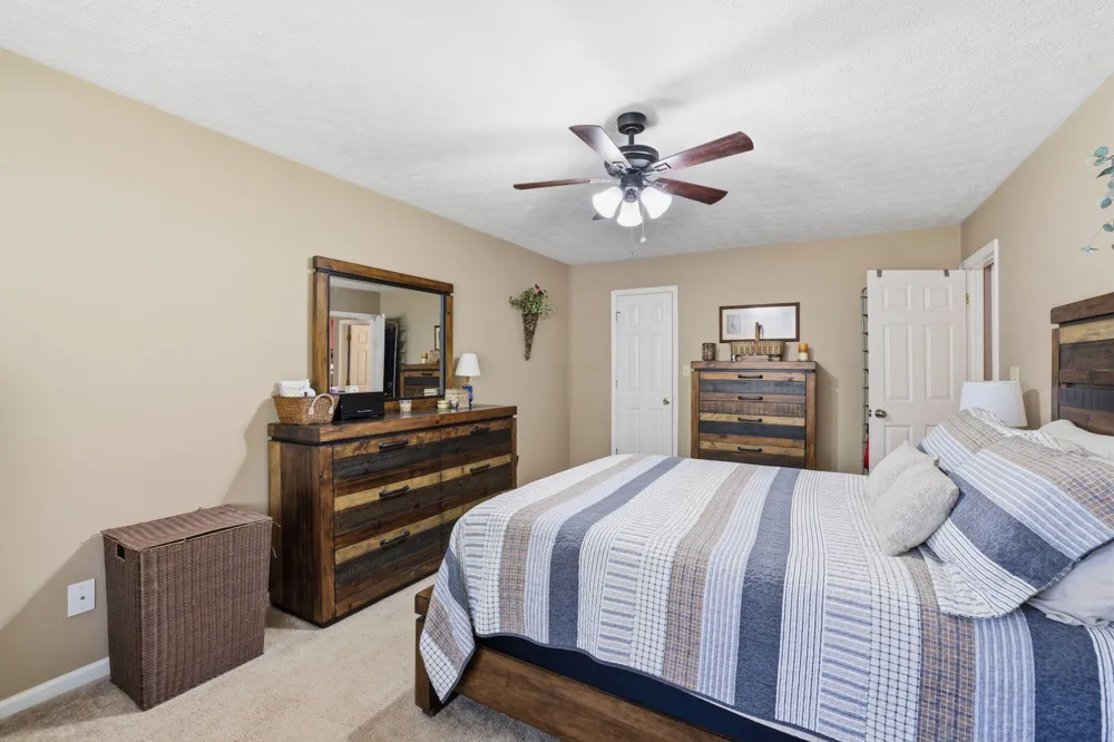 317 Middle View Drive Ringgold, GA 30736