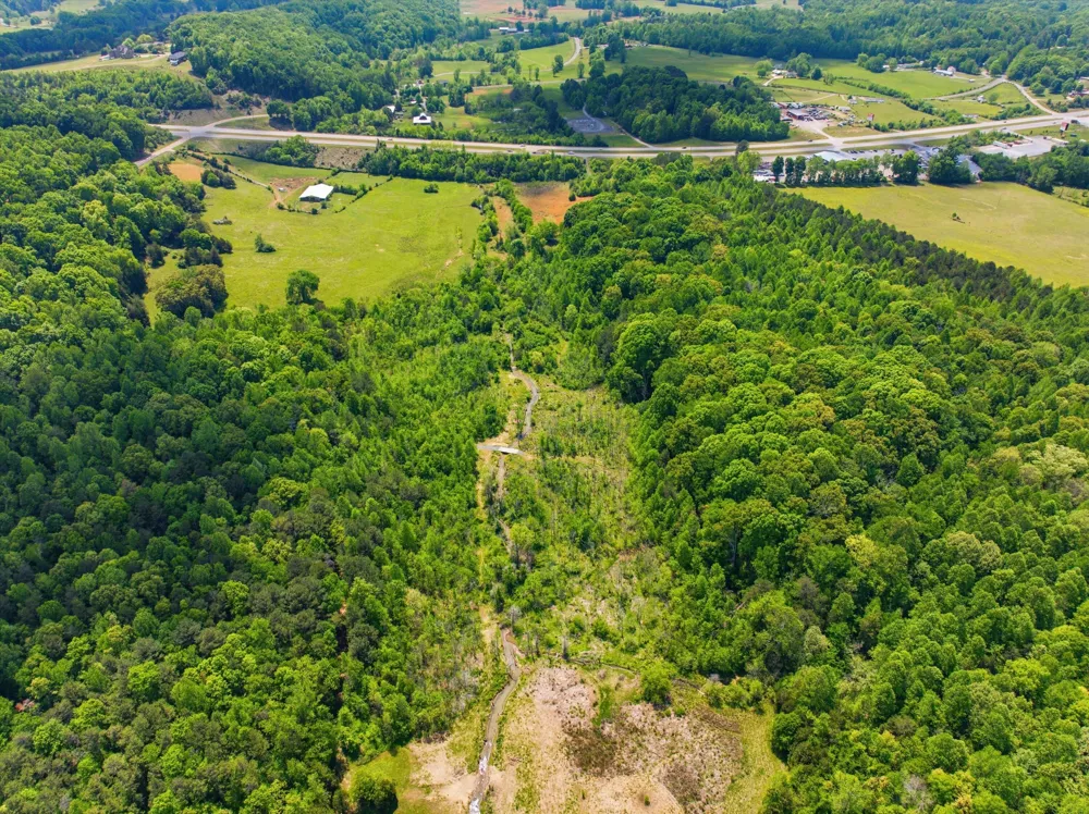 168 County Road Athens, TN 37303