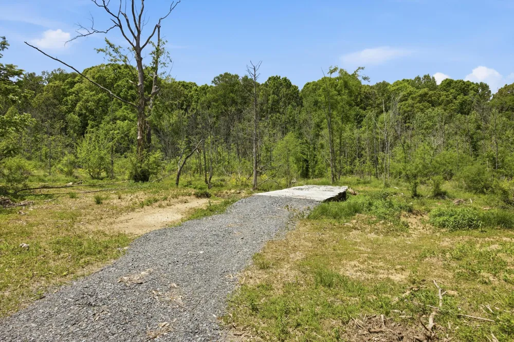168 County Road Athens, TN 37303