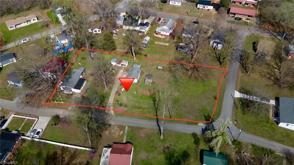 208 Aberdeen Drive Lexington, NC 27292