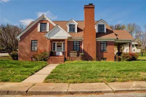 316 D STREET