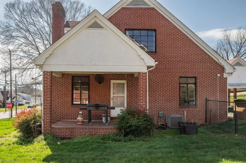 316 D STREET North Wilkesboro, NC 28659