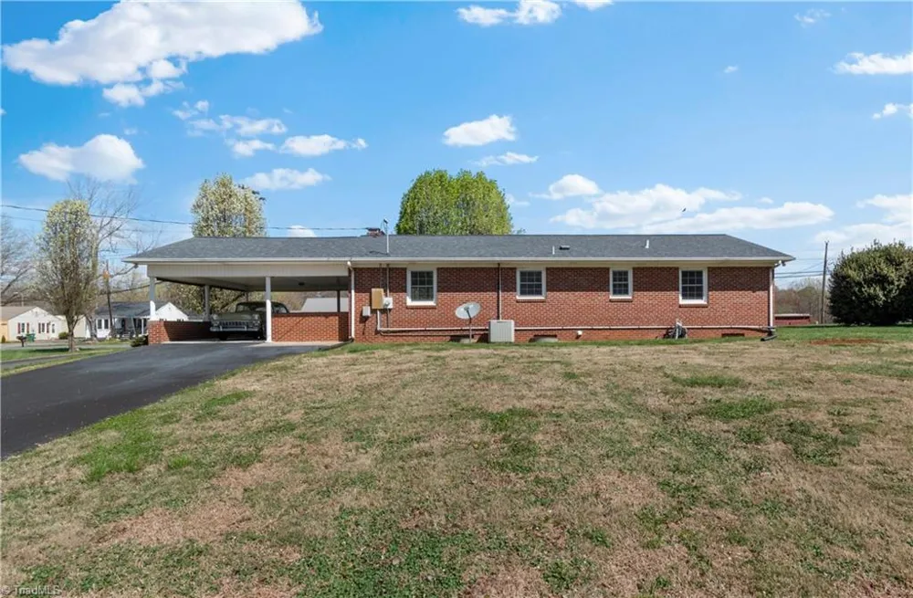 612 Main Street Boonville, NC 27011