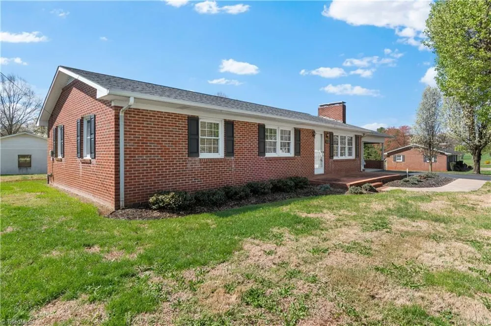 612 Main Street Boonville, NC 27011