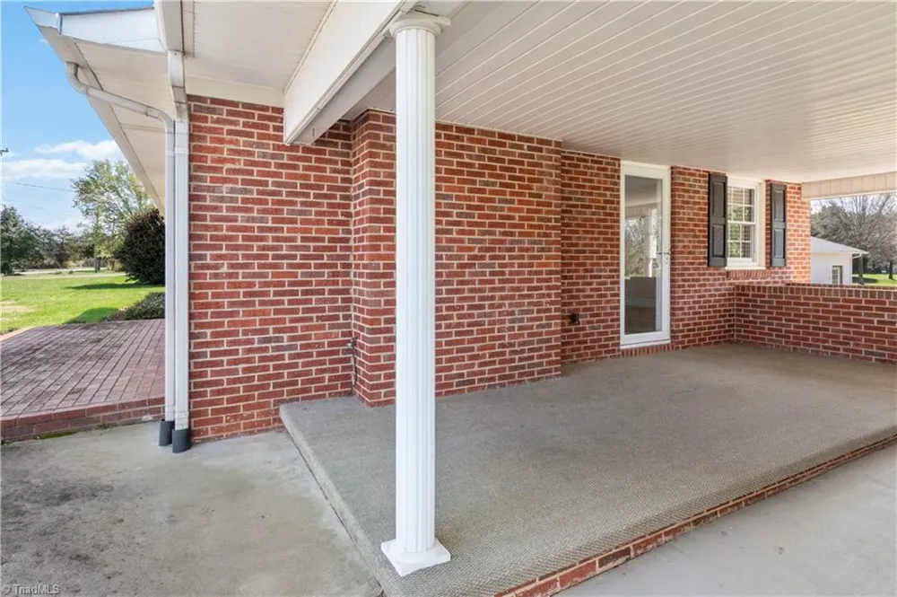 612 Main Street Boonville, NC 27011