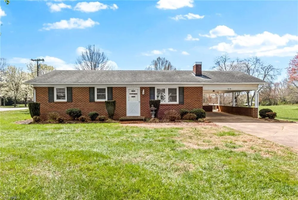 610 Nc Highway 67 Boonville, NC 27011