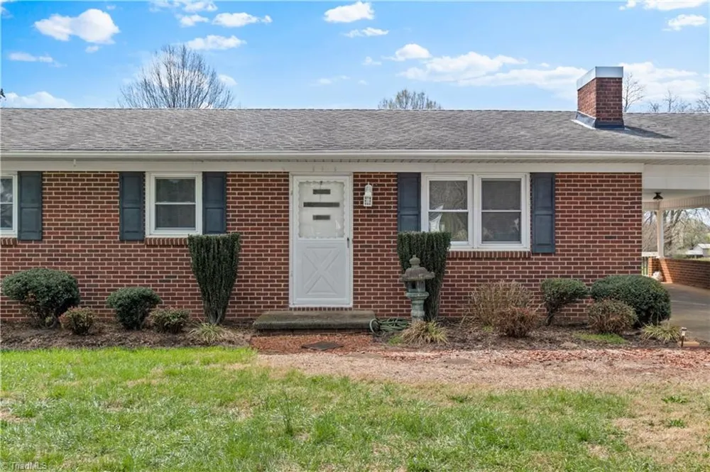 610 Nc Highway 67 Boonville, NC 27011