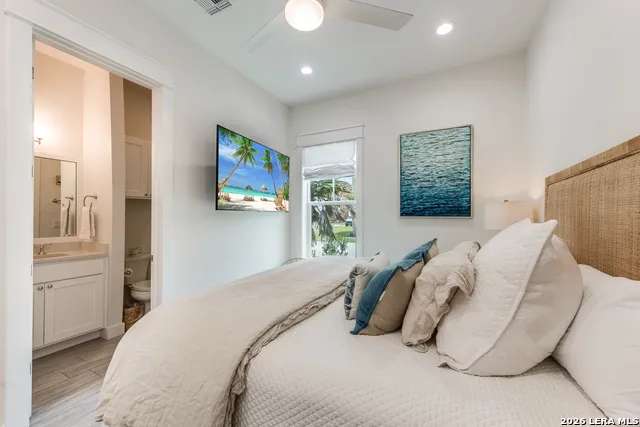 709 Sunrise Port Aransas, TX 78373