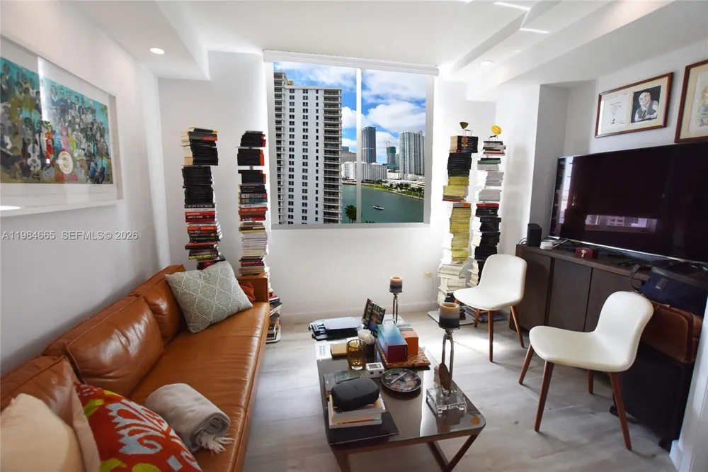 801 Brickell Key Blvd #1209 Miami, FL 33131
