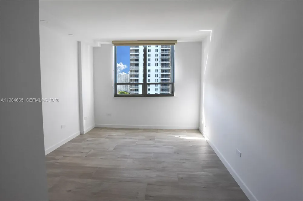 801 Brickell Key Blvd #1209 Miami, FL 33131