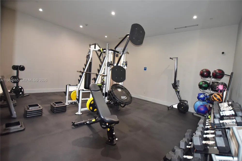 801 Brickell Key Blvd #1209 Miami, FL 33131