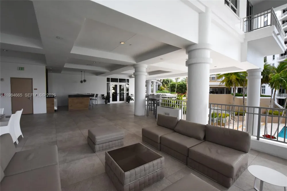 801 Brickell Key Blvd #1209 Miami, FL 33131