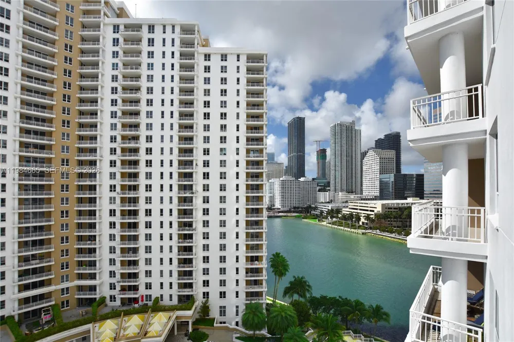 801 Brickell Key Blvd #1209 Miami, FL 33131