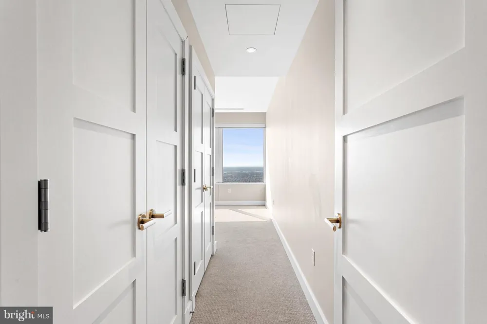 50 S 16TH STREET #5301 Philadelphia, PA 19102