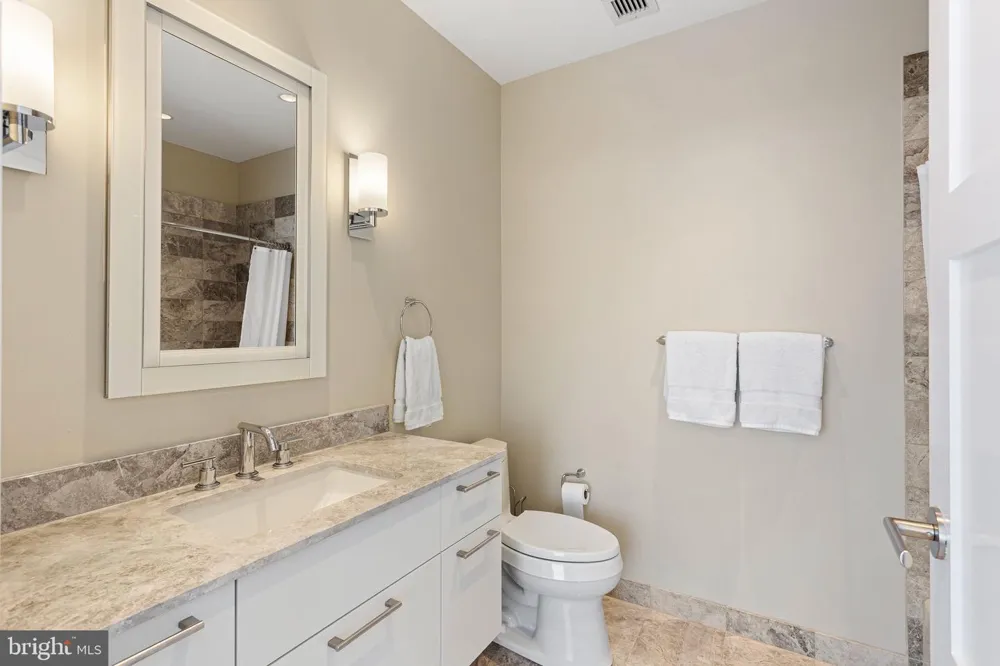 50 S 16TH STREET #5301 Philadelphia, PA 19102