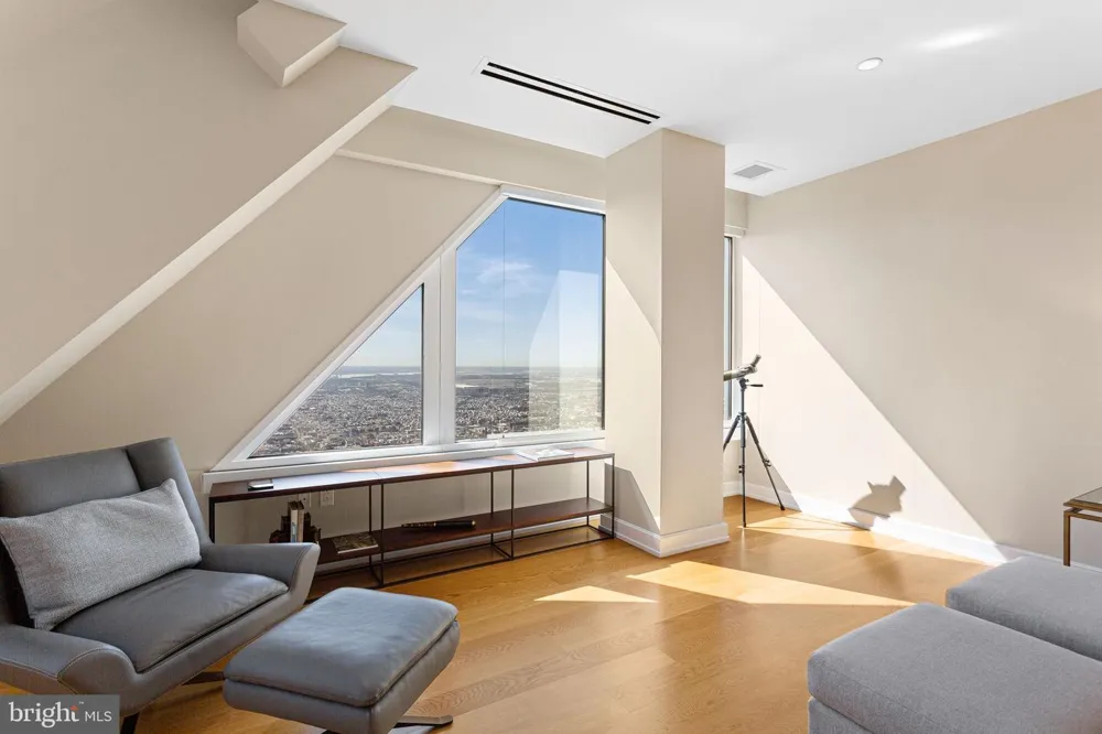 50 S 16TH STREET #5301 Philadelphia, PA 19102