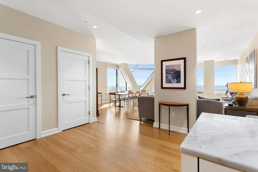 50 S 16TH STREET #5301 Philadelphia, PA 19102