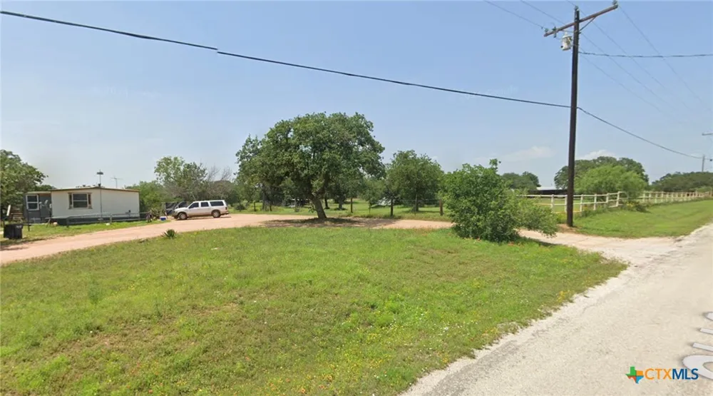 925 Old Spanish Trl Buchanan Dam, TX 78609