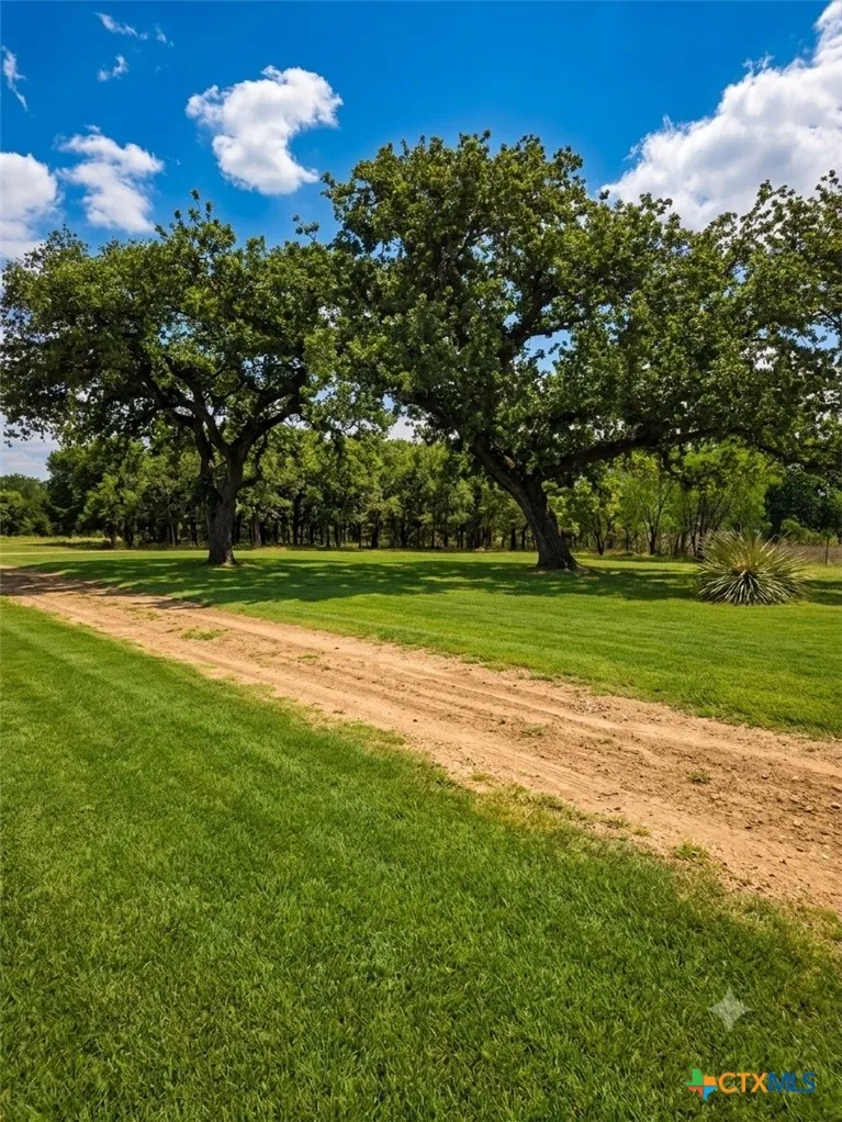 925 Old Spanish Trl Buchanan Dam, TX 78609