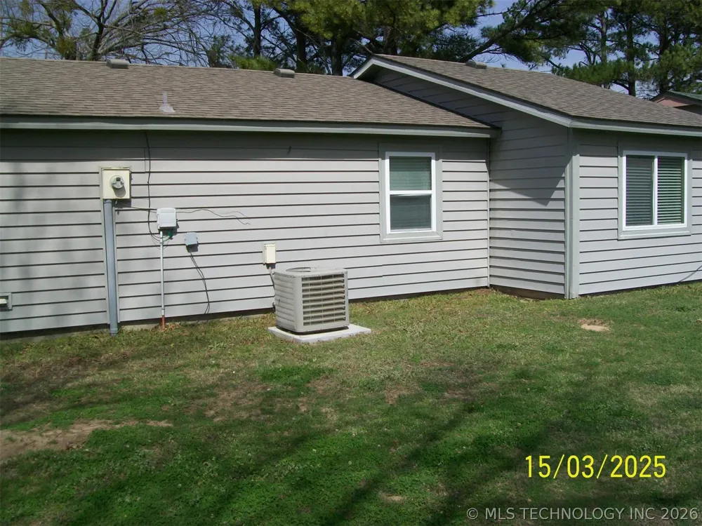 303 Willow Street Lone Grove, OK 73443