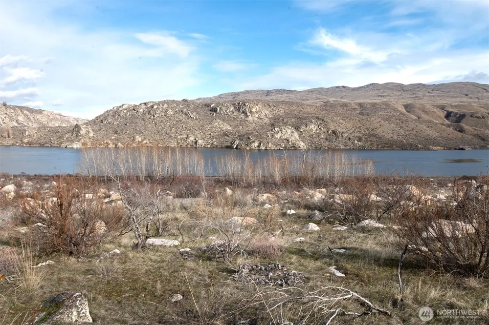 0 NNA Lot 6 Lazy Lightning Long Plat Pateros, WA 98846