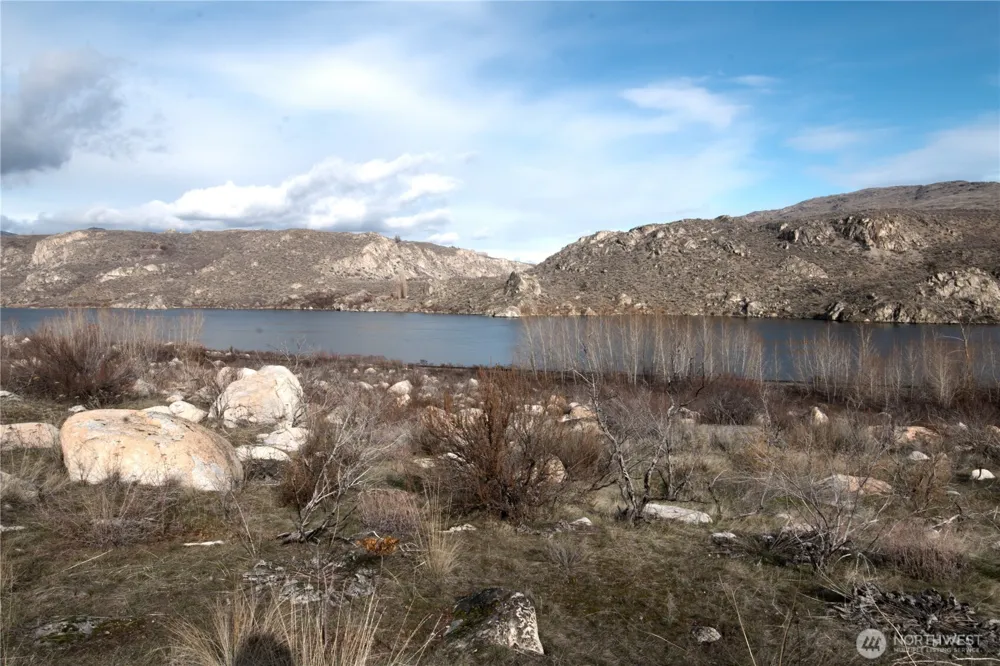 0 NNA Lot 6 Lazy Lightning Long Plat Pateros, WA 98846