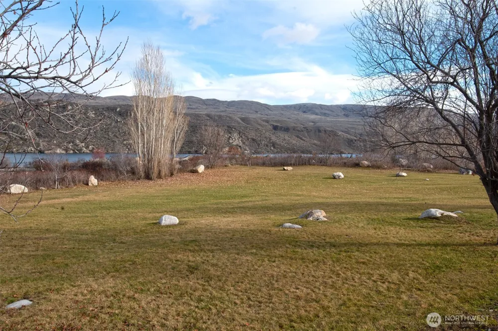 0 NNA Lot 6 Lazy Lightning Long Plat Pateros, WA 98846