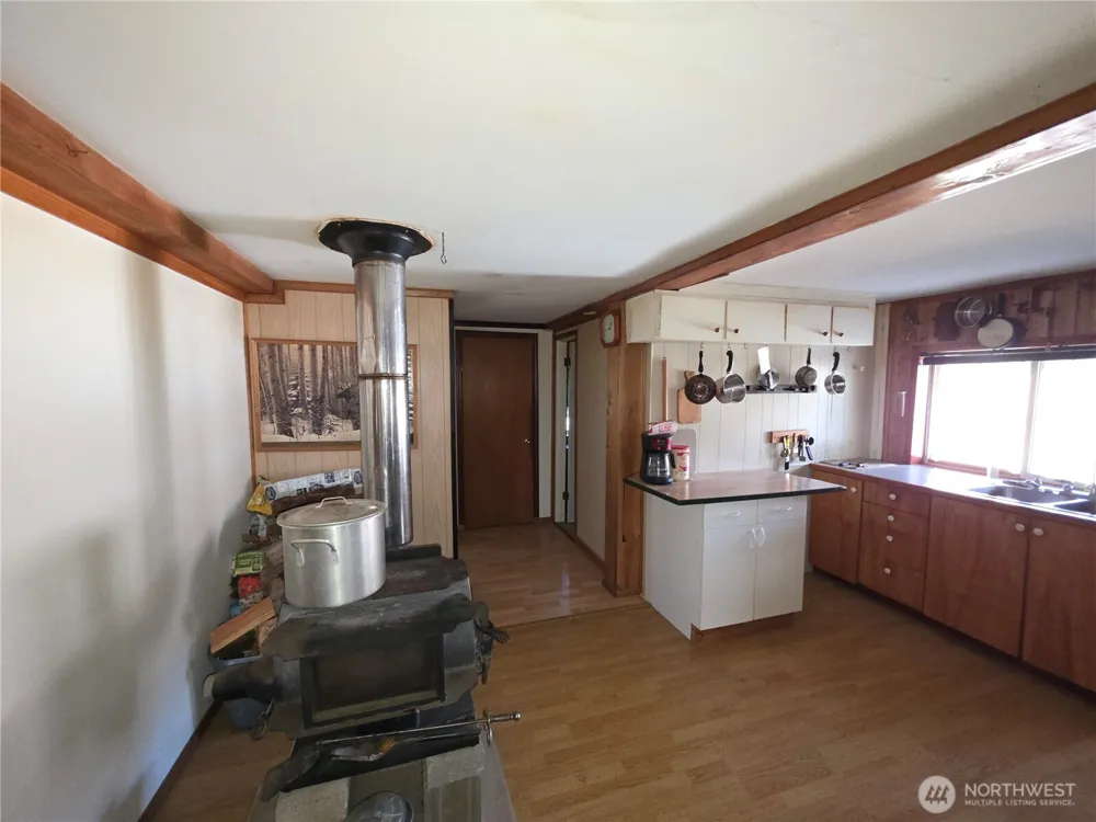 105 Emily Road Oroville, WA 98844