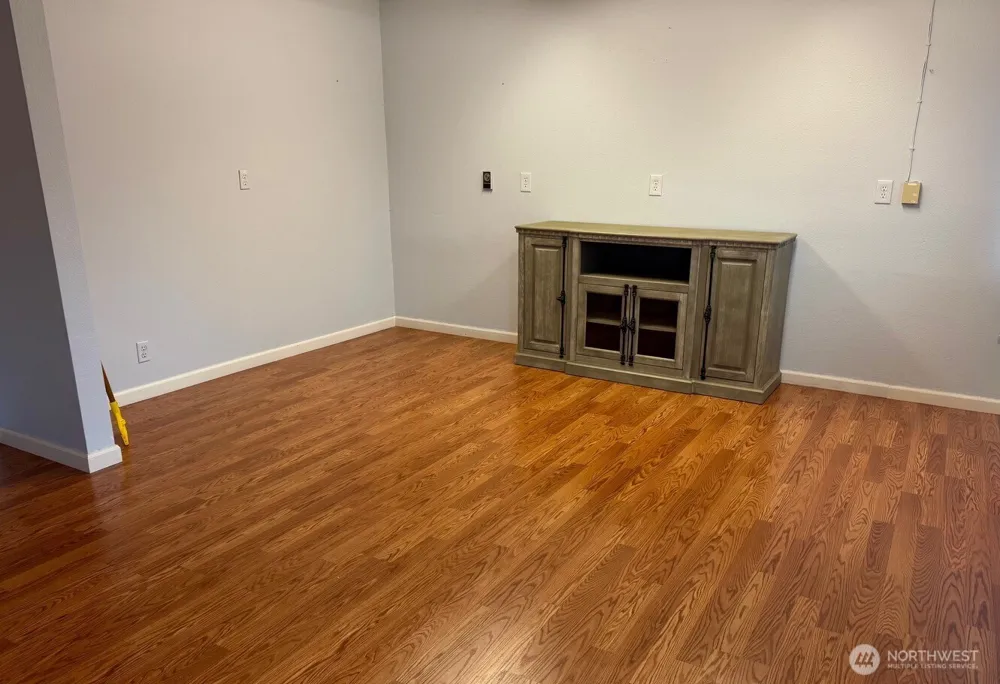 9222 Silverdale Way NW Silverdale, WA 98383