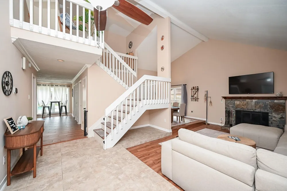 19414 Dianeshire Drive North Houston, TX 77388