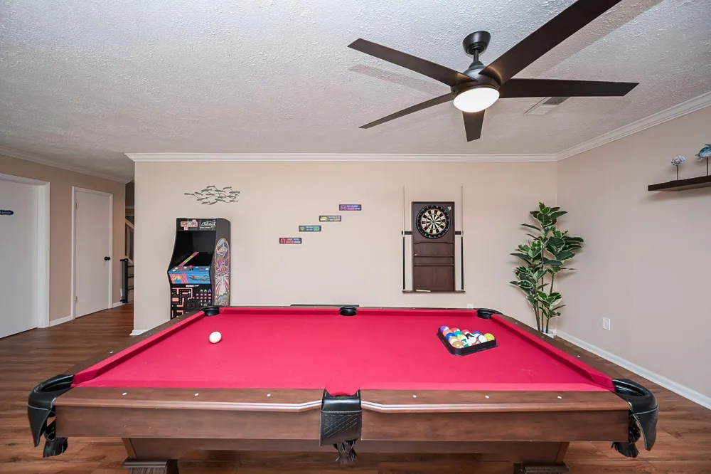 19414 Dianeshire Drive North Houston, TX 77388