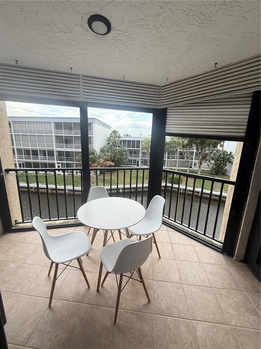 896 Federal Hwy #326 Lantana, FL 33462