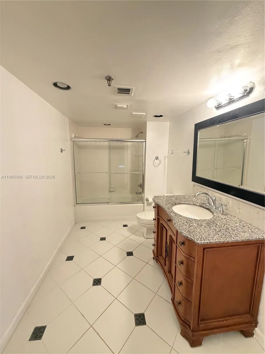 896 Federal Hwy #326 Lantana, FL 33462