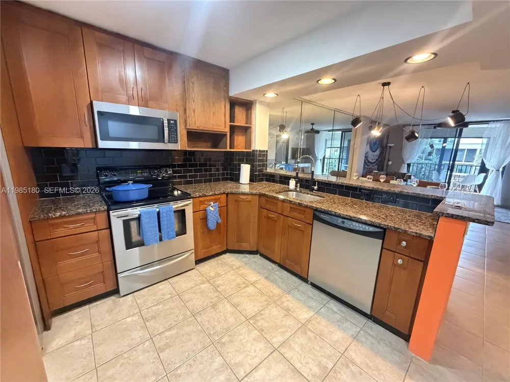 896 Federal Hwy #326 Lantana, FL 33462
