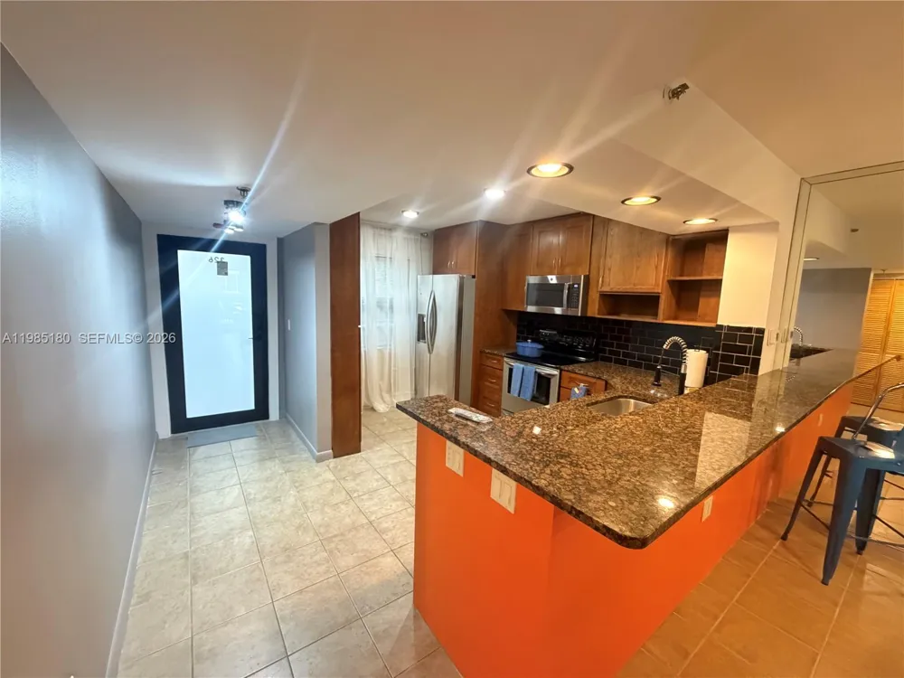 896 Federal Hwy #326 Lantana, FL 33462