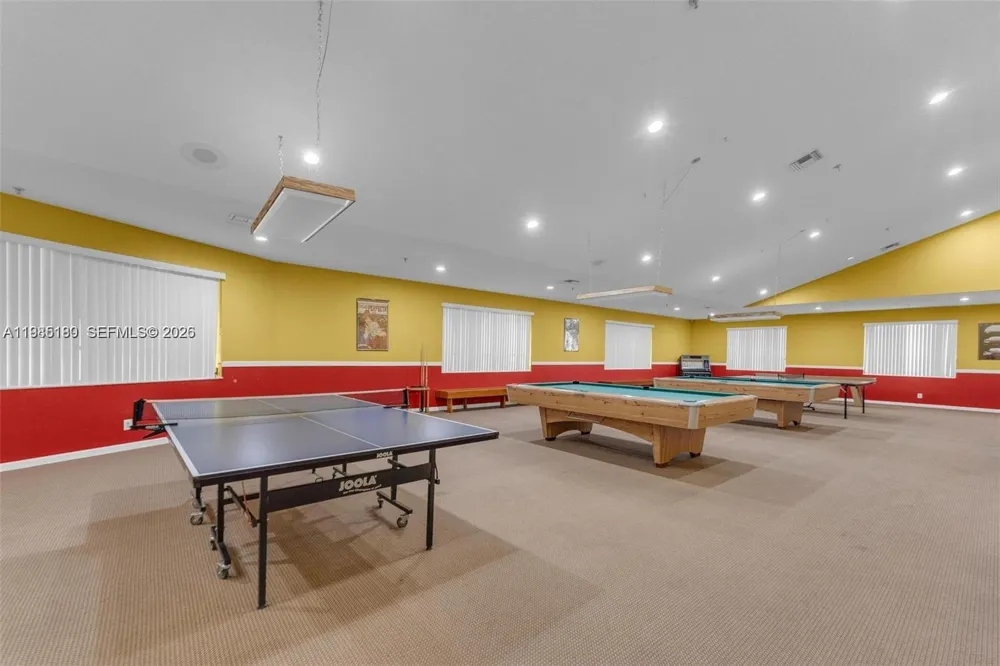 896 Federal Hwy #326 Lantana, FL 33462