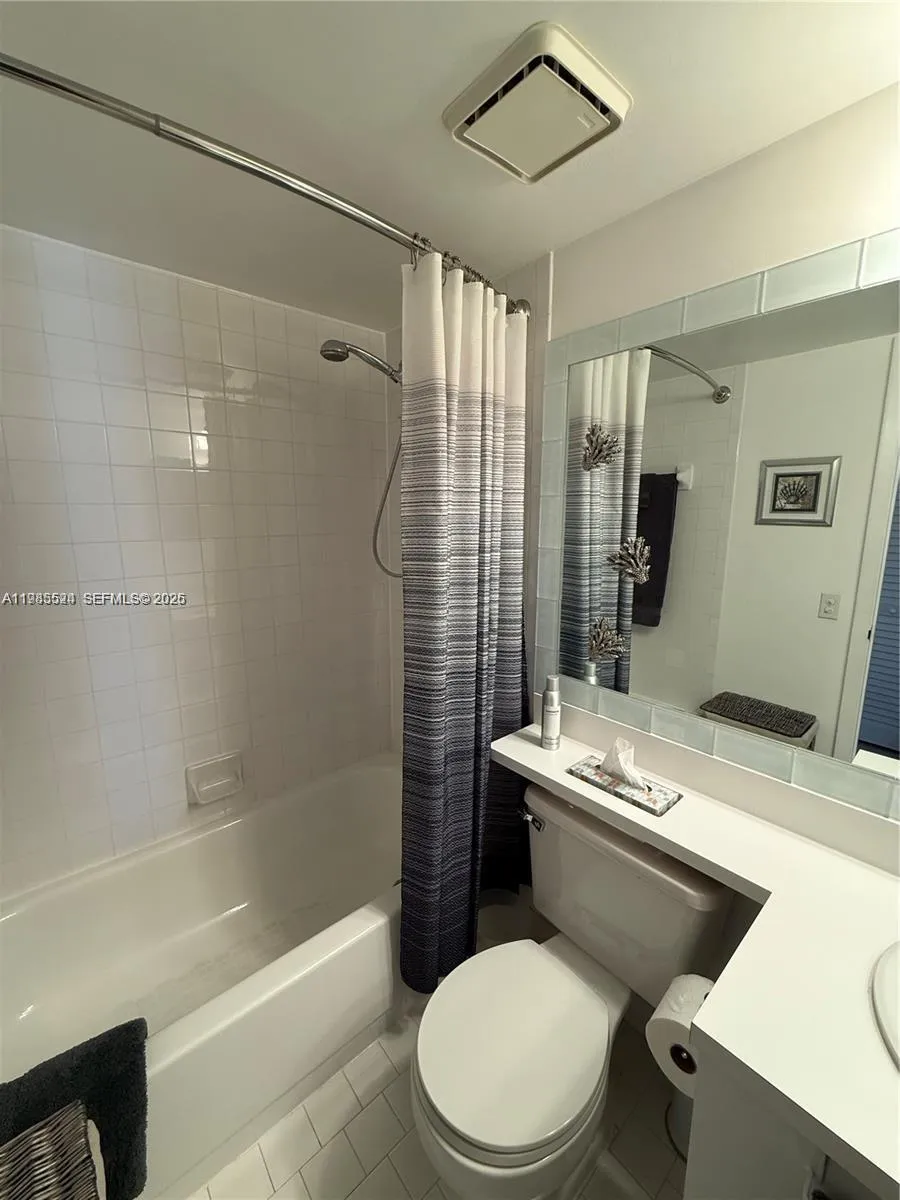609 Waterside Dr #609 Hypoluxo, FL 33462