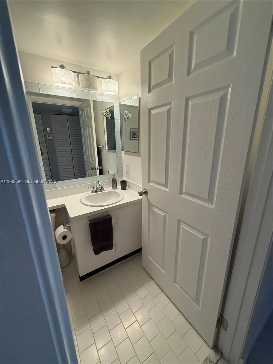 609 Waterside Dr #609 Hypoluxo, FL 33462